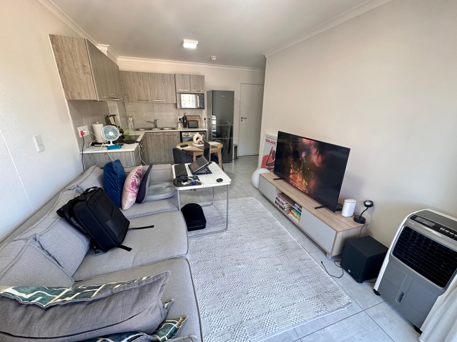 2 Bedroom Property for Sale in Zonnebloem Western Cape